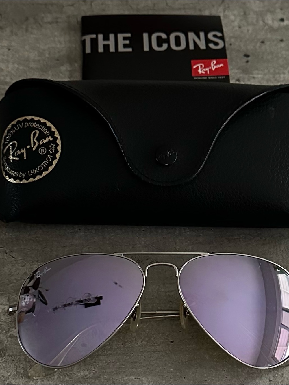 Ray-Ban unisex Men’s Aviator Sunglasses Silver Frame with lavender Lenses